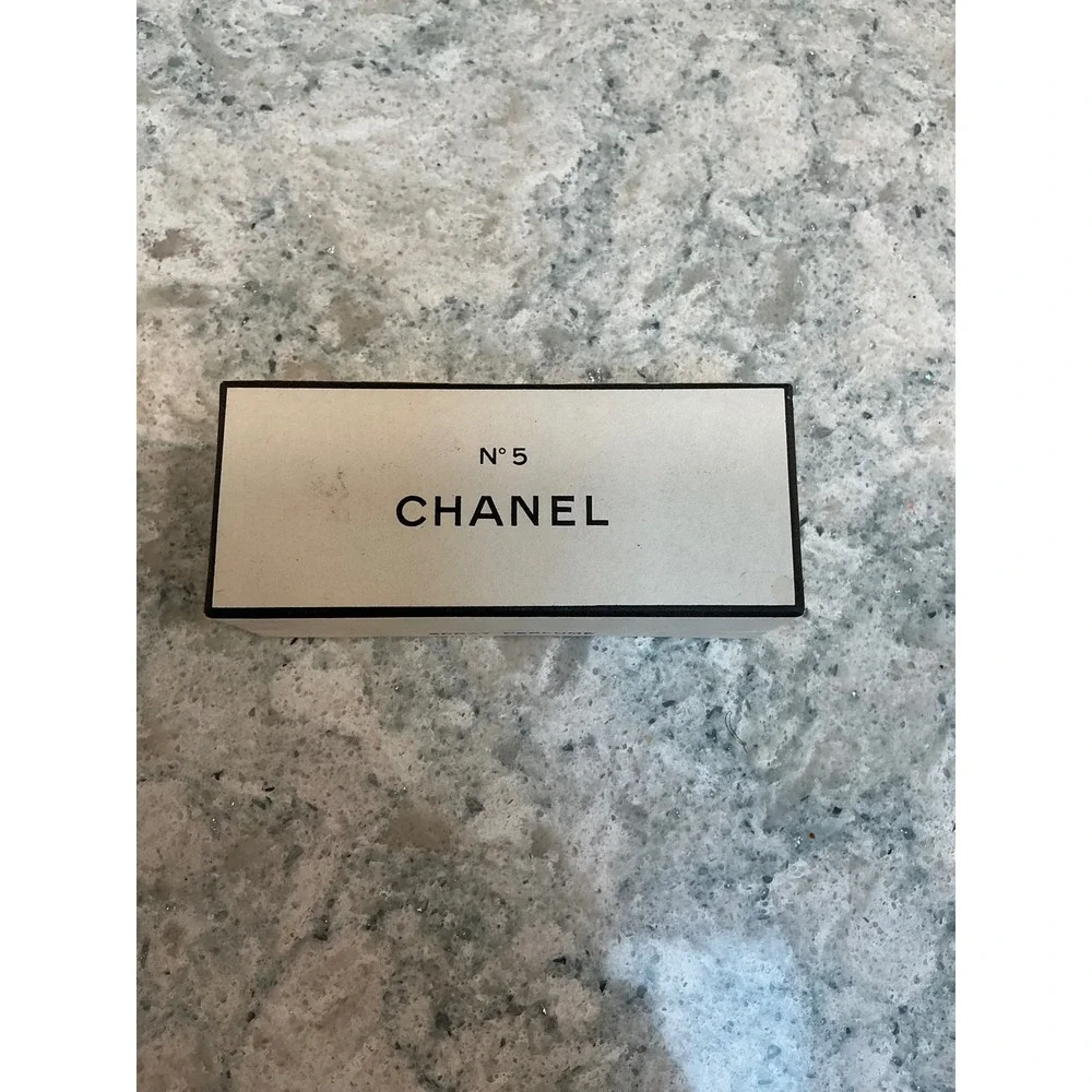 Chanel Spray Perfume No 5 Vintage Black Gold Refillable Atomizer Case with Box